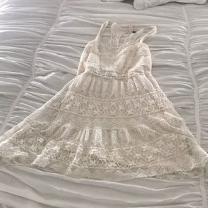 Lace EyeShadow white dress